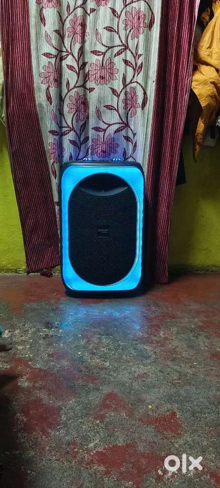 Party speaker for rent