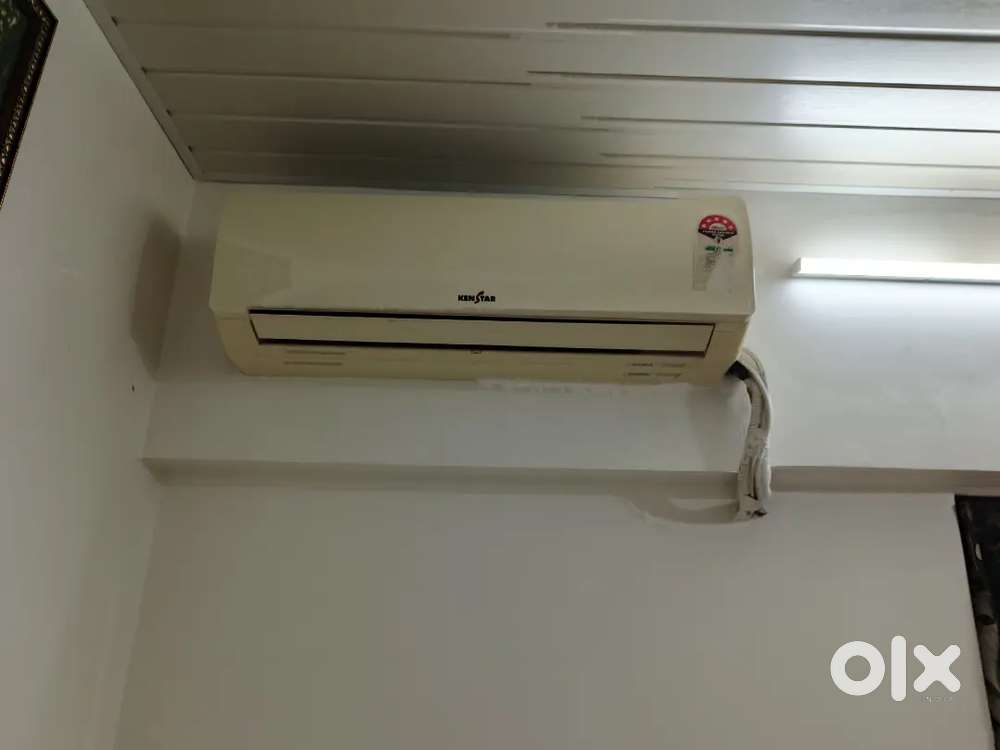 5 star Split AC 1 ton Kenatar( Videocon group) in good condition