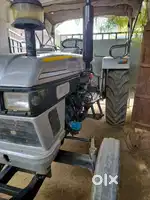 EICHER 485 Tractor + ampliment ‚+ Lalwani siddle + Soyal kultivator