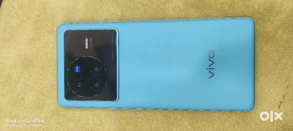 Vivo x80 8/128 not a single scratch