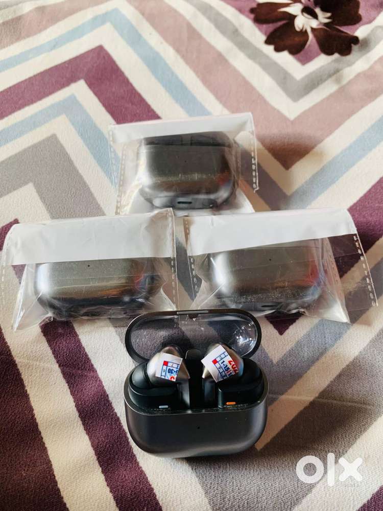 Samsung Galaxy Buds 3 Pro (Silver)