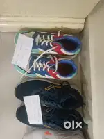 Sports shoes