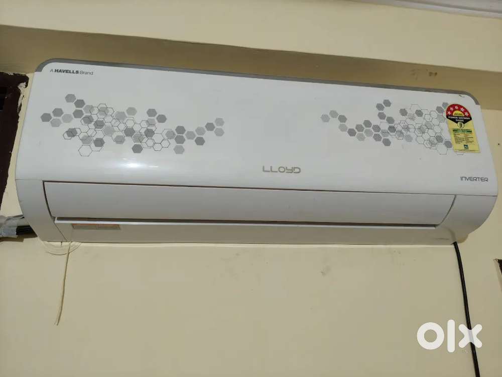Lloyd split AC