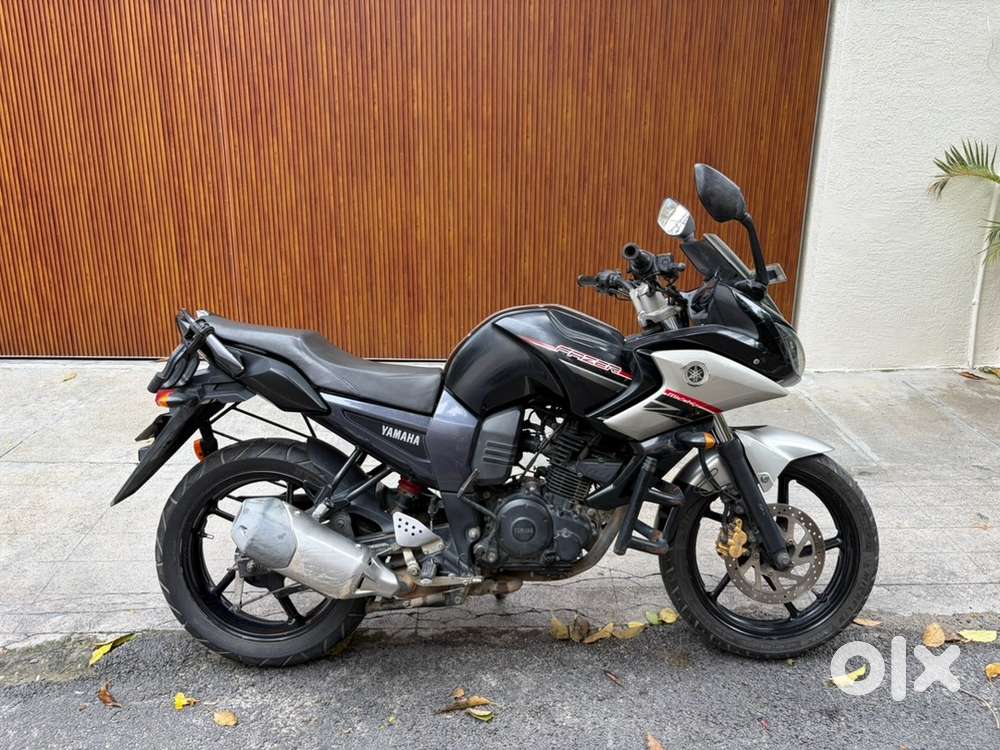 Yamaha fazer bs3 model
