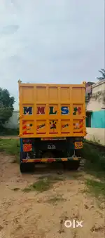 Tata 10 wheel tipper. Heavy duty