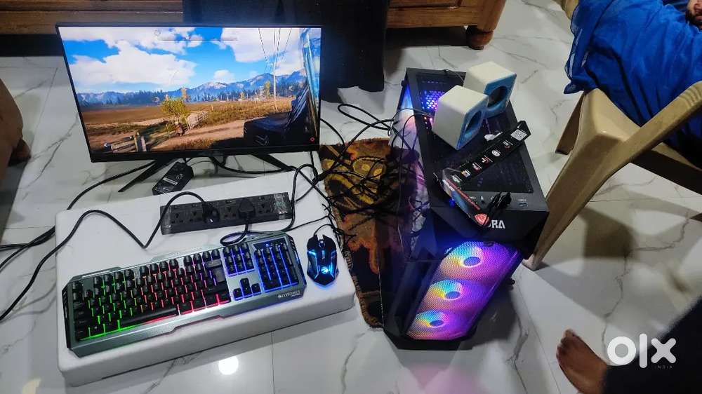 GAMING COMPUTER