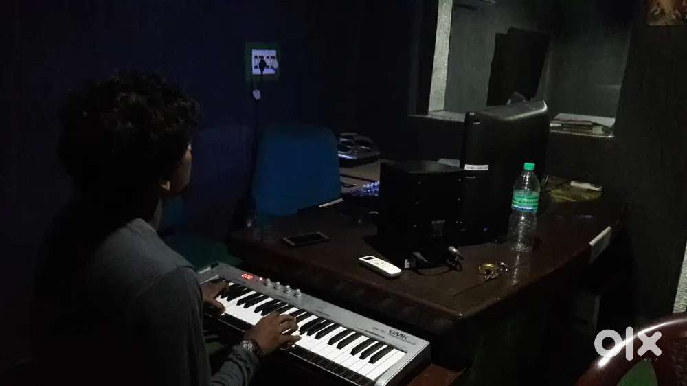 Keyboard and Guitar classes