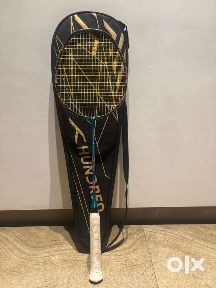 Hundred predator X 84 extreme badminton racket