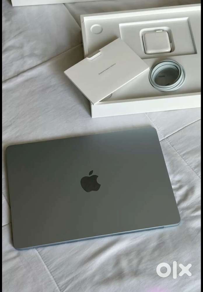 Macbook air M4 256/16 gb ram