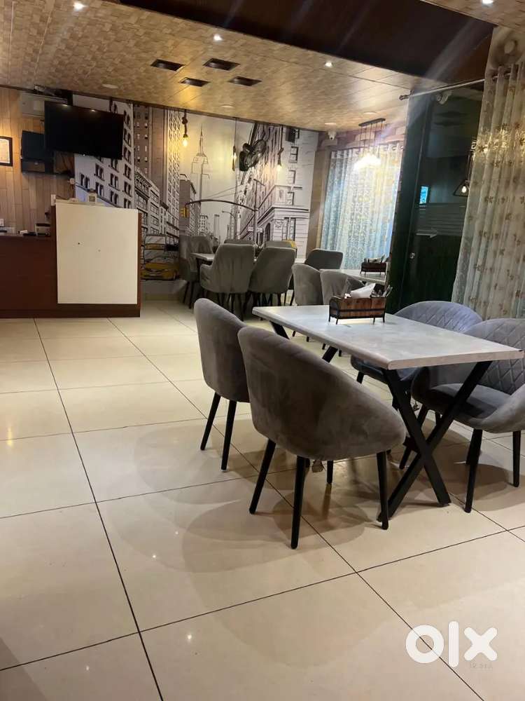 Running restaurant available for lease.