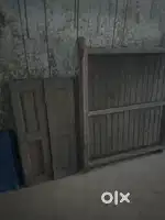 Doors gate