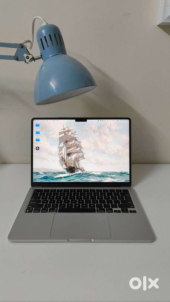 2022 MacBook Air M2 16GB/256GB Silver [~ 2y Old]