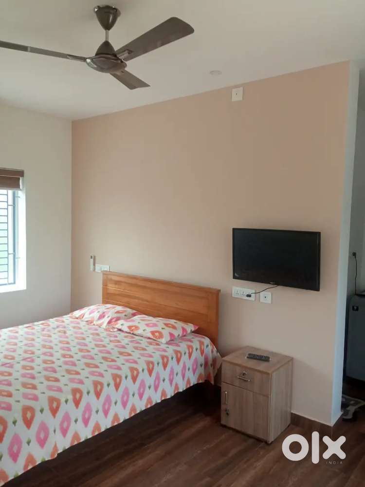 Independent Outhouse for Rent