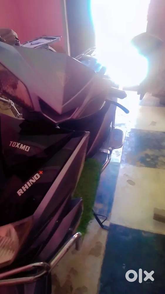Scoty like new condition me hai