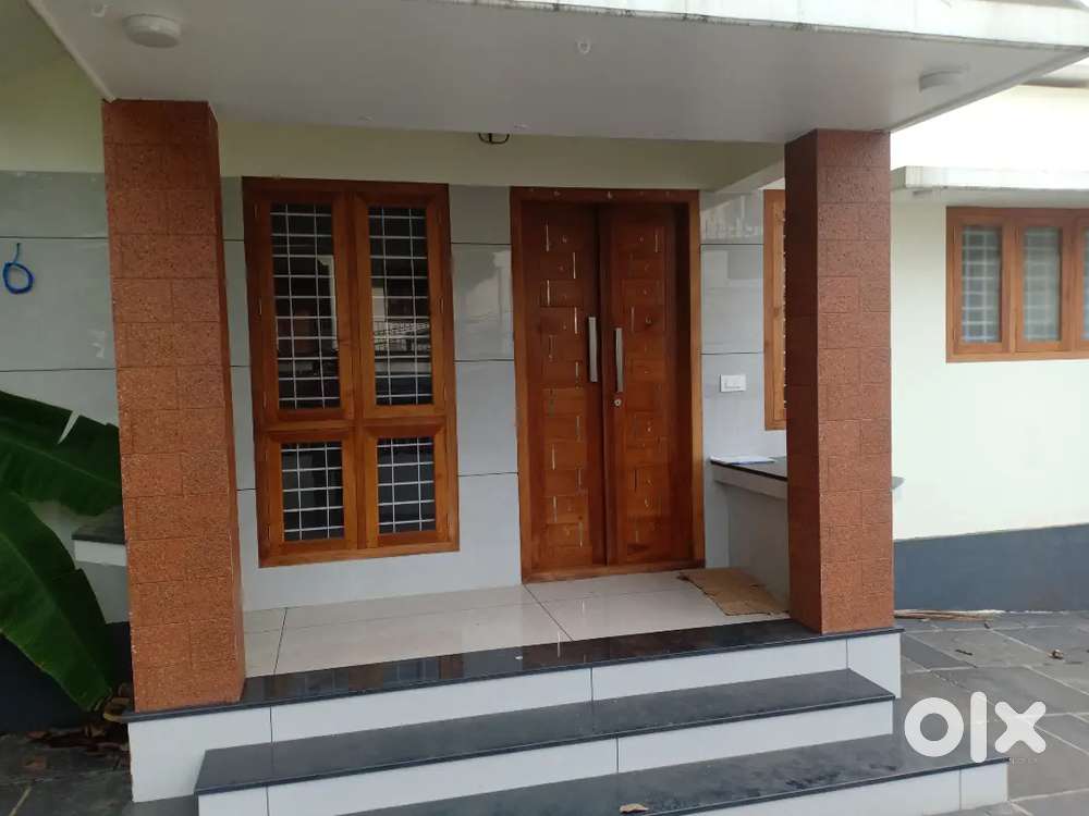 New House!! 3Bhk ground floor house for rent in puthiyara, Kozhikode.