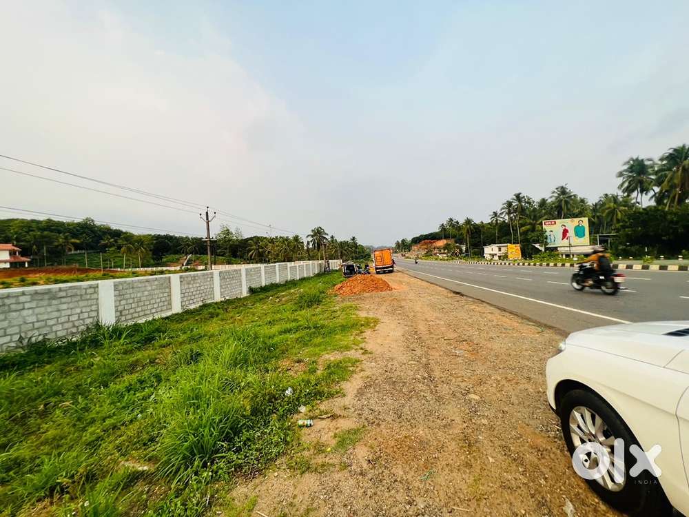 THRICHUR PALAKKAD HIGHWAY FRONT 16ACRE LAND HIGHWAY FRONT SALE