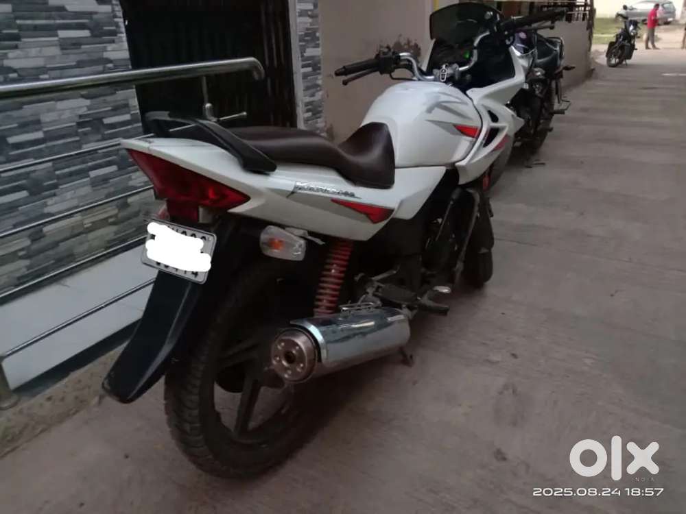 Karizma R for sell