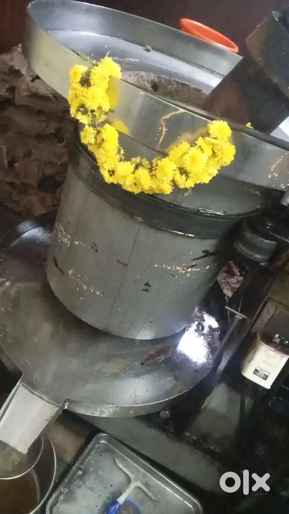 Marachekku oil machine