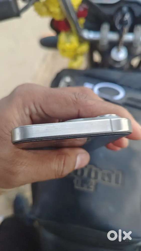 iPhone 15pro 256gb