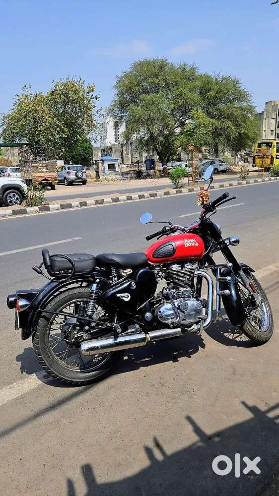Royal Enfield Classic 350 Redditch Red