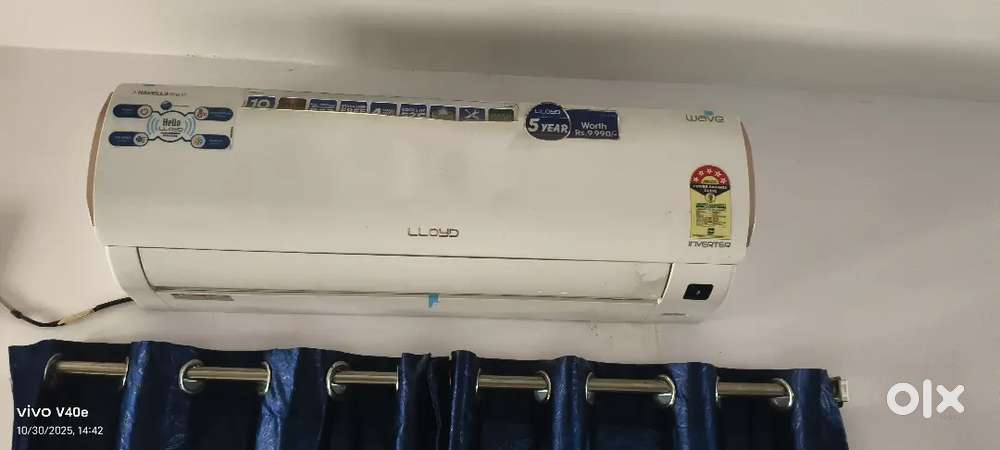 AC for sale 2 ton Lloyd