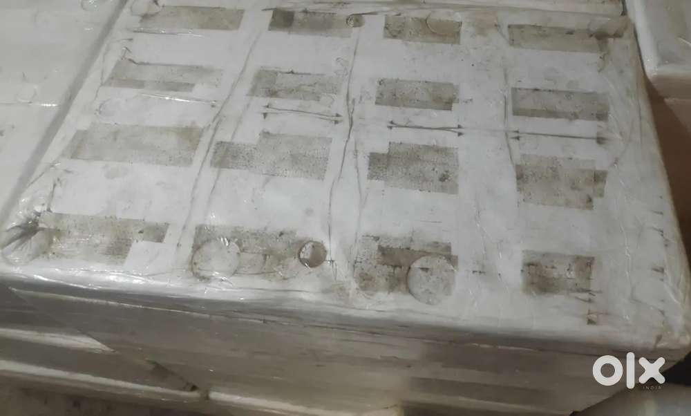 ICE BOXES FOR FROZEN OR ICE CREAM