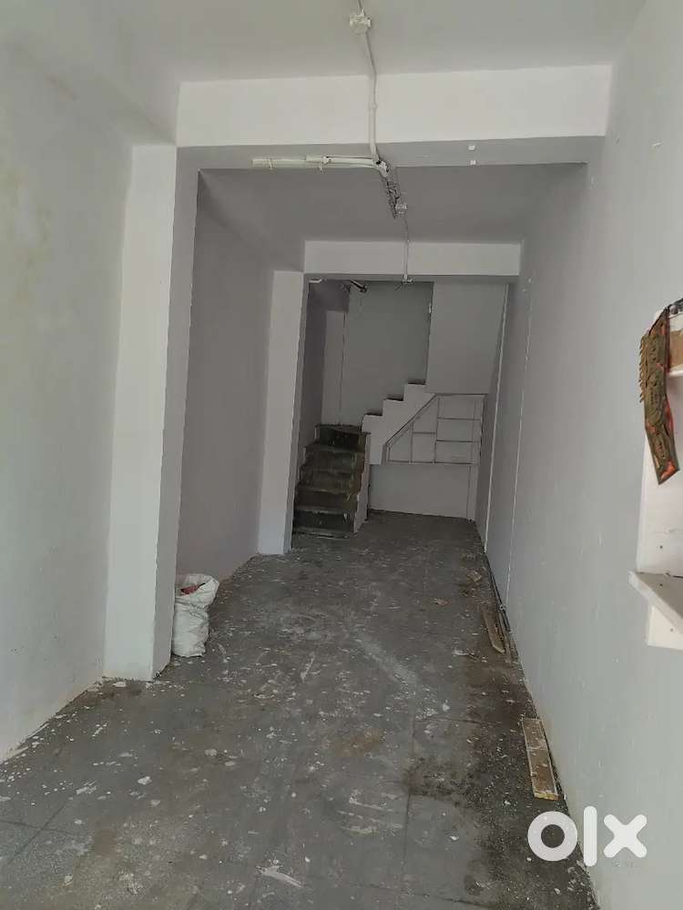 9*30 two story shop for rent uttam nagar main road 60000 rs with water