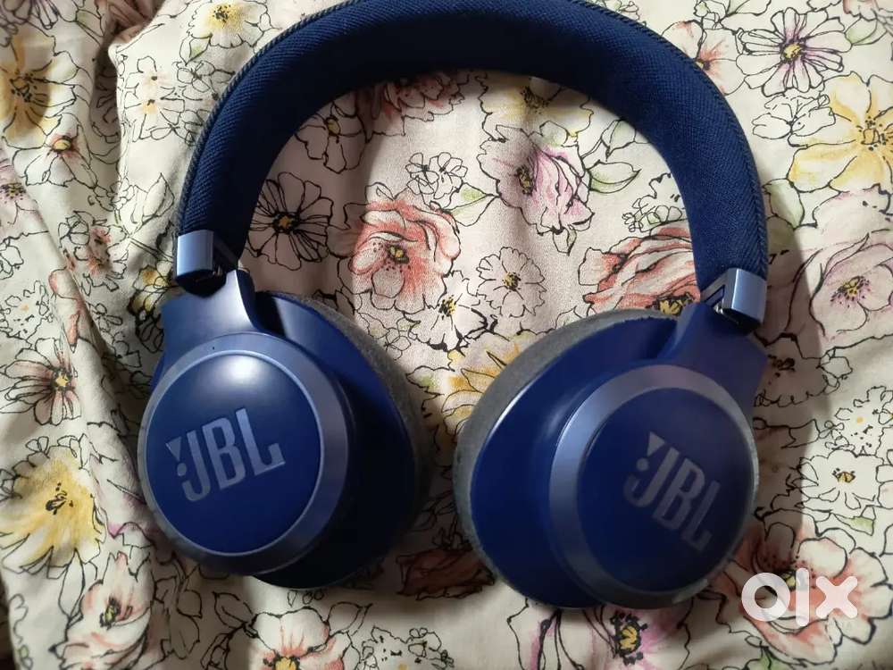 Jbl live 770nc headphone