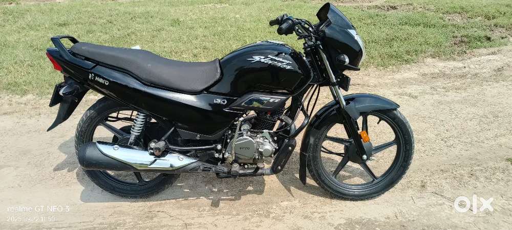 2024 HERO SUPER SPLENDOR FIRST OWNER UK 08 NUMBER NEW BIKE 15000 DRIVE