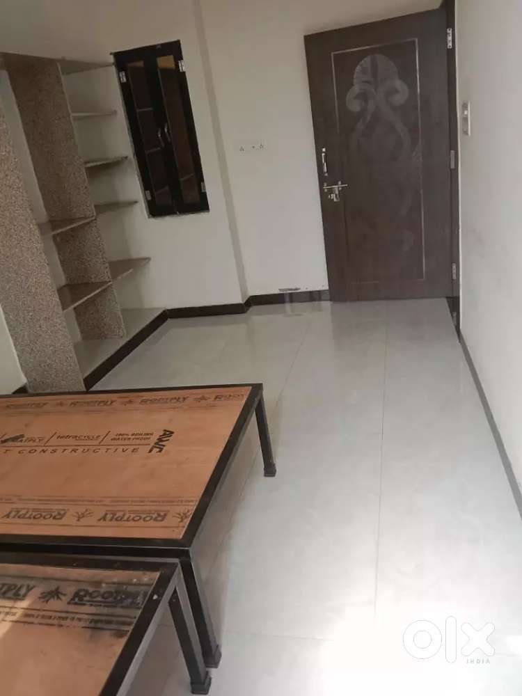 2 bhk flat for rent only family