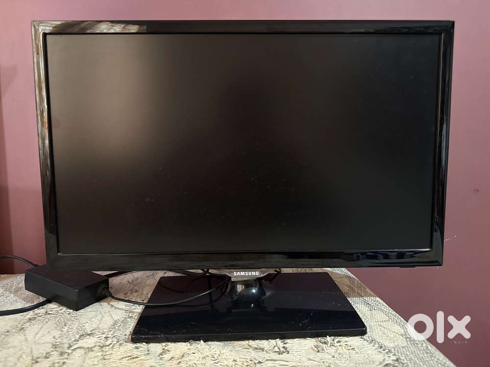 Samsung 22 Inch LED Full HD TV (UA22F5100AR)