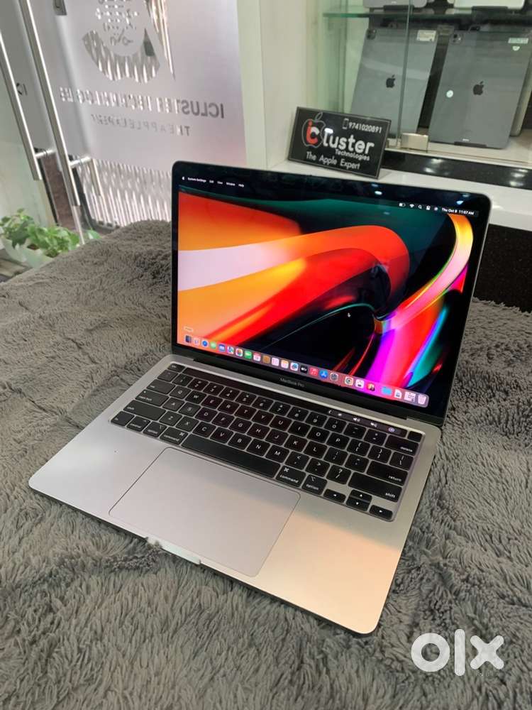 MacBook Pro / 2020 / 13.3inch / i7-32GB-512GB / Sapce grey / Warranty