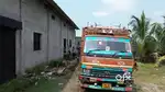6 wheeler truck driver