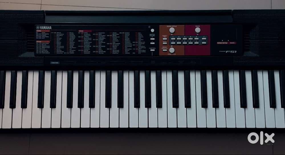 Yamaha PSR-F51 61 Key Keyboard