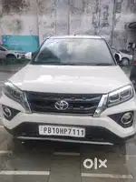 Toyota Urban Cruiser cruiser Mid, 2021, Petrol