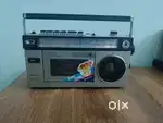 Sanyo cassette player tape  player ( not working )