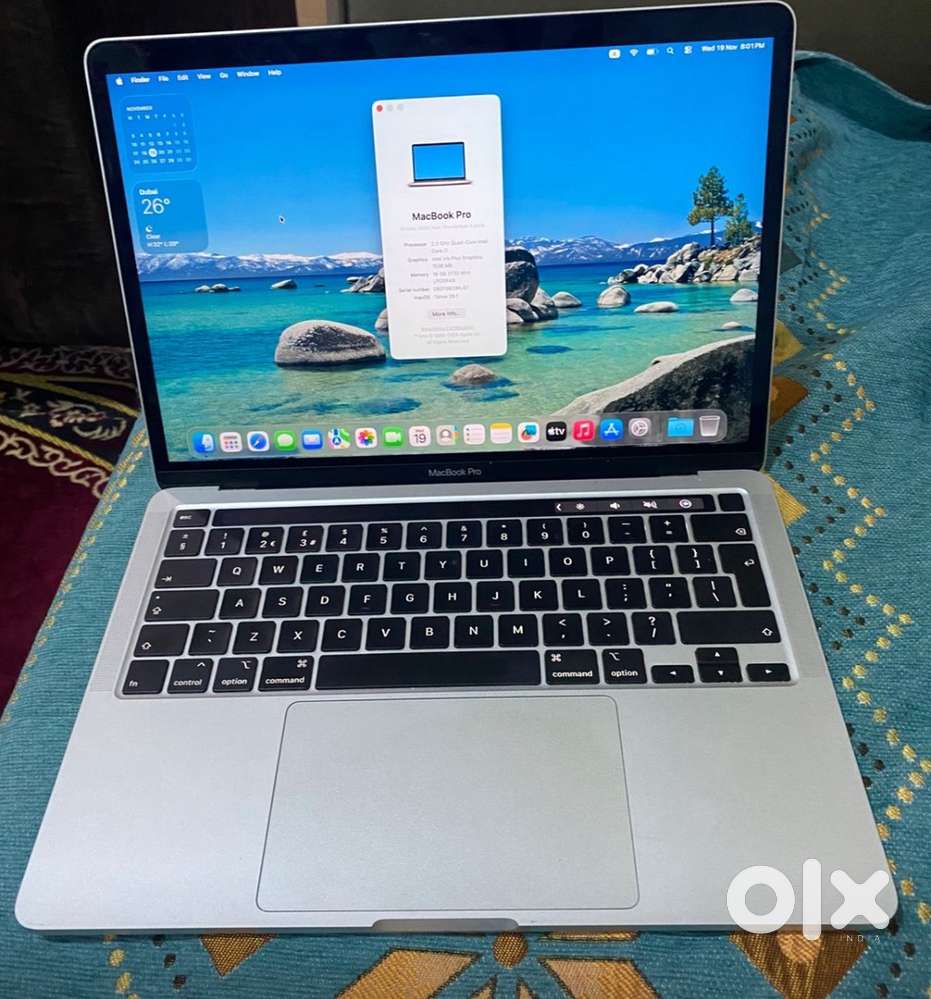 Mac book pro 13 inch 2020