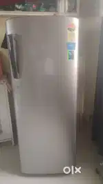Refrigerator 230 Liter 5 Star Samaung