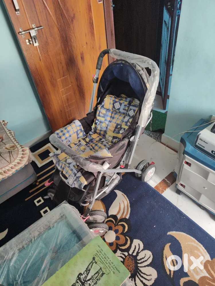 Best price New bebby stroller 1month use only nhi kiyaa  bilkul new h