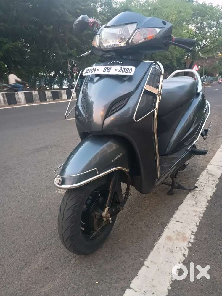 Activa 3g urgent sell