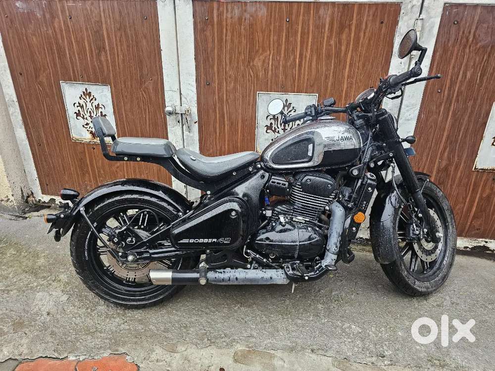 Jawa 42 bobber - Urgent sell  Nov 2023 model  excellent condition