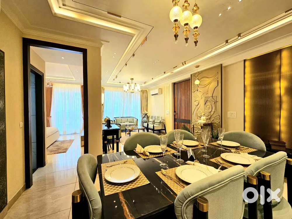 GOLDEN ERA HOMES ZIRAKPUR
3BHK S+4 {225 Sqyd}