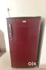 Wants to Sell Fridge.