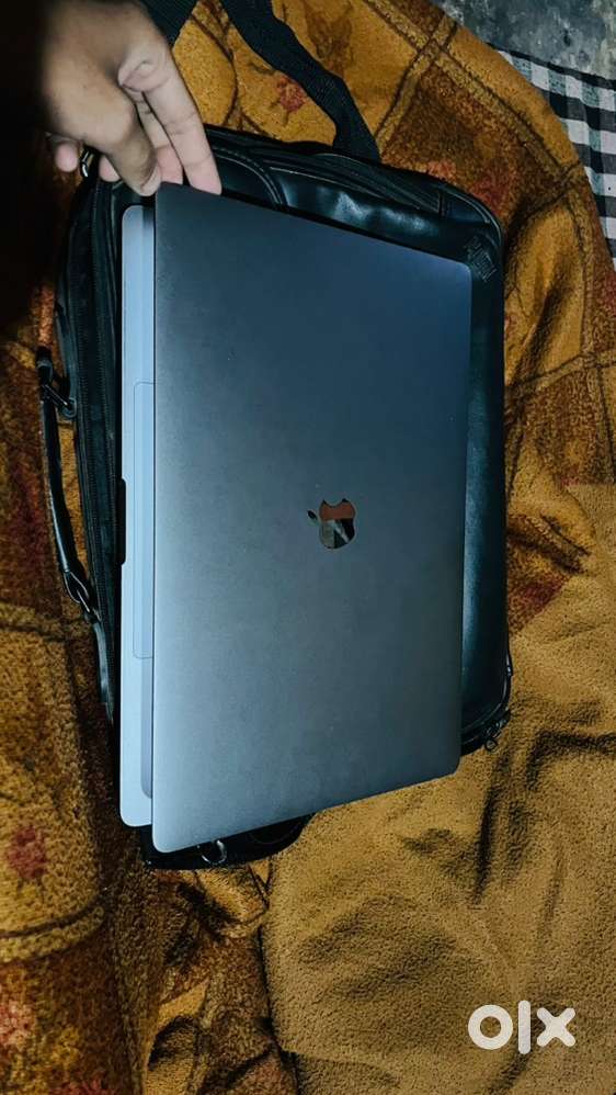 Mackbook pro, apple, laptop