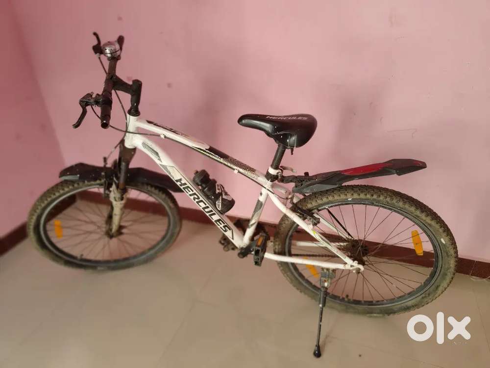Good condition no maintainance need 4 months used in city area