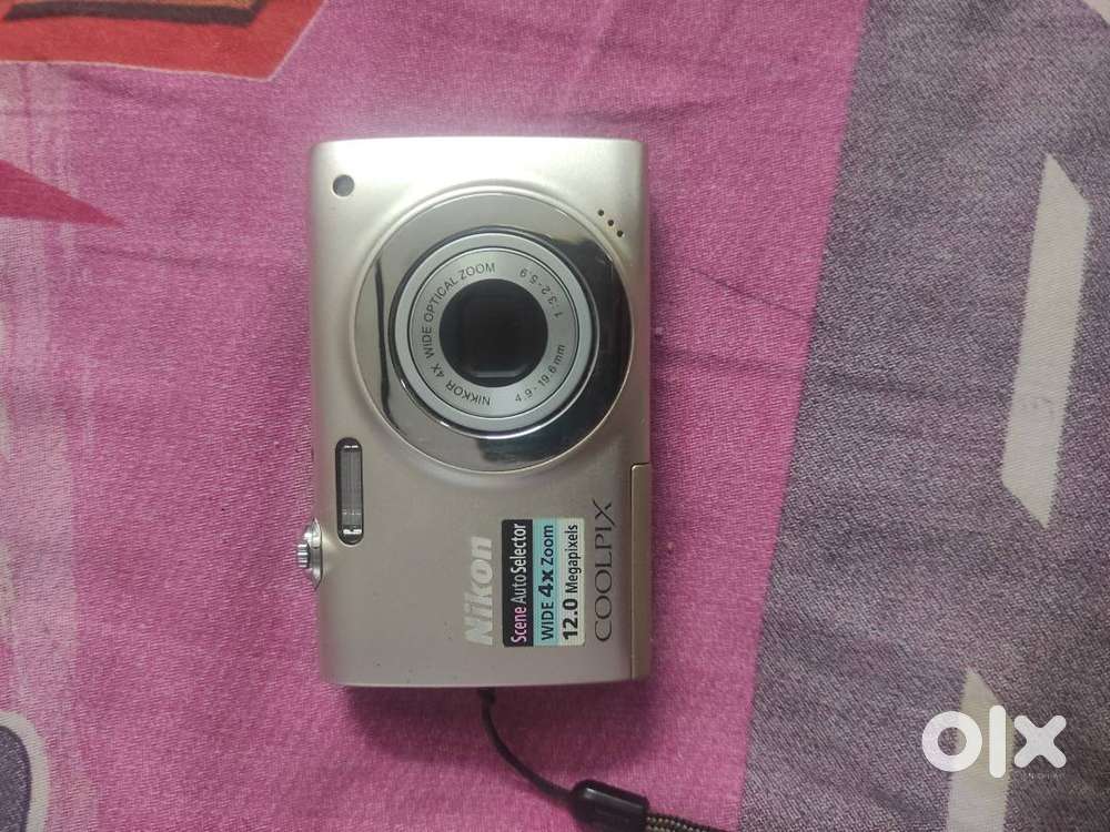 Nikon coolpix S 2500