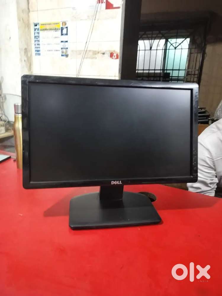 Dell 19 inch led monitor perfect working and new looking condition