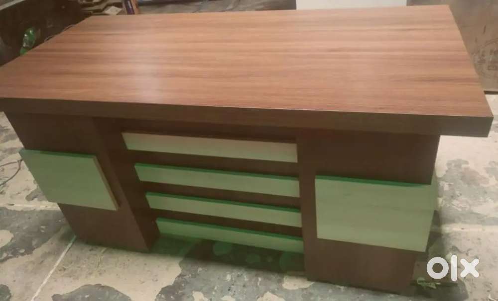 Office counter new condition