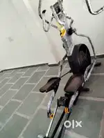 Cross trainer electric domyos commercial