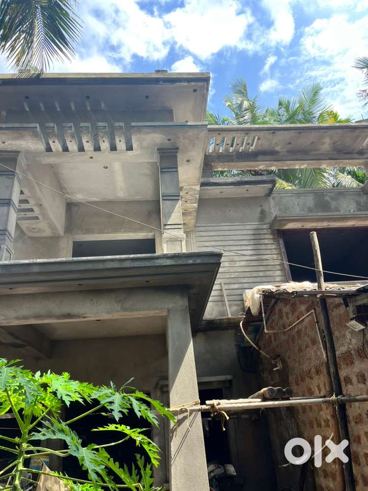 Under cuntrction duplex house